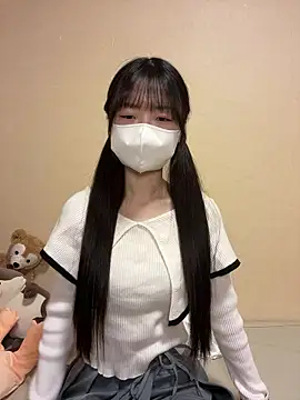risa909 online show from May 20, 9:10 pm