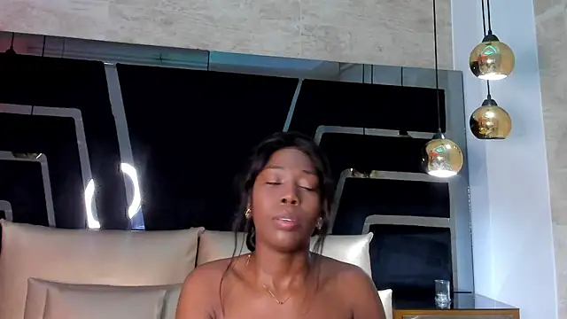 AbbieCyruz online show from September 13, 11:43 am