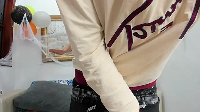 Snapshot of Felipe_Cold chatting on October 27, 2:59 am Felipe Cold online show from October 27, 2:59 am