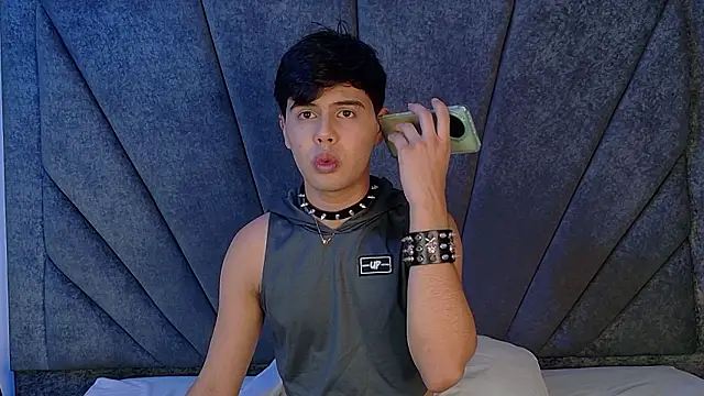 Snapshot of Felipe_Cold chatting on March 5, 2:29 am Felipe Cold online show from March 5, 2:29 am