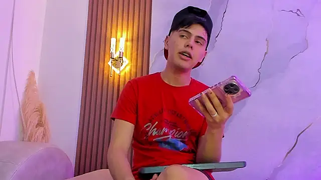 Snapshot of Felipe_Cold chatting on March 29, 2:33 am Felipe Cold online show from March 29, 2:33 am