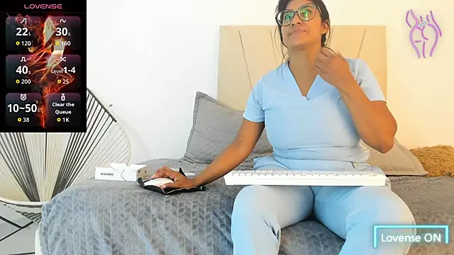  Miaa khalifa  online show from November 5, 12:16 pm