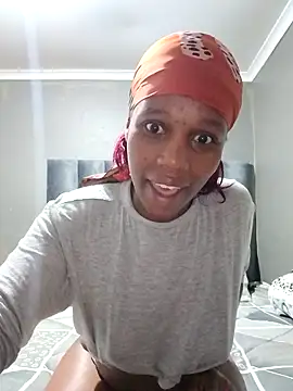 Snapshot of ExoticCandyx chatting on April 15, 1:23 am ExoticCandyx online show from April 15, 1:23 am