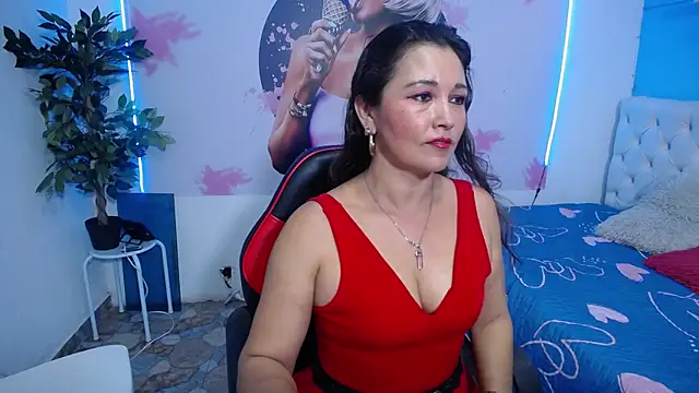 noelia milf19 online show from October 7, 5:32 pm