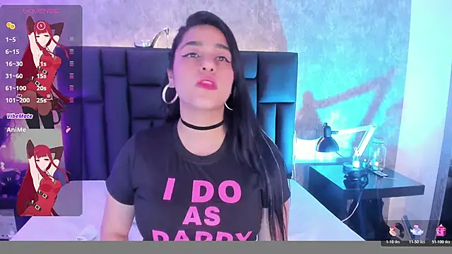 crystaldarliing online show from March 9, 3:27 pm