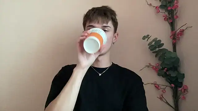 Milk Guy online show from October 2, 12:12 pm