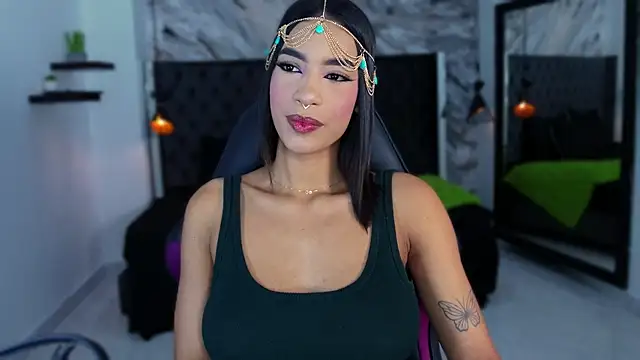 kitty collins  online show from May 20, 12:00 pm