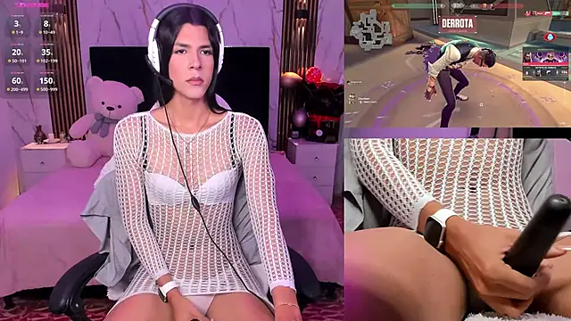 Snapshot of valeriatorrez_ chatting on February 17, 2:13 pm valeriatorrez online show from February 17, 2:13 pm