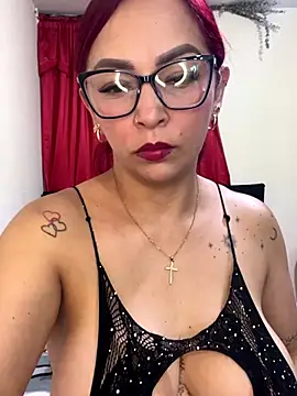 Vamanda05 online show from September 14, 9:25 pm