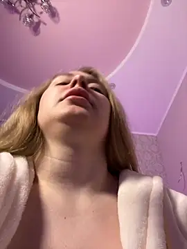 DeniMilkyyyyy online show from September 26, 7:40 pm