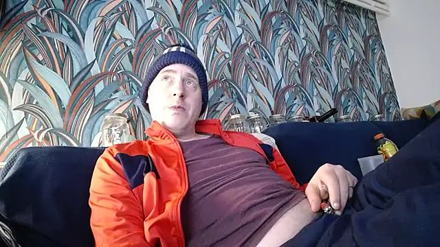 Snapshot of gaydavid chatting on February 16, 8:38 pm gaydavid online show from February 16, 8:38 pm