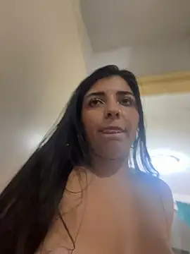 Isaa-Sweet online show from October 29, 9:27 pm