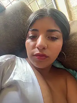 Isaa-Sweet online show from November 30, 4:22 pm