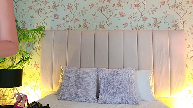 elsa gb online show from May 7, 3:23 am