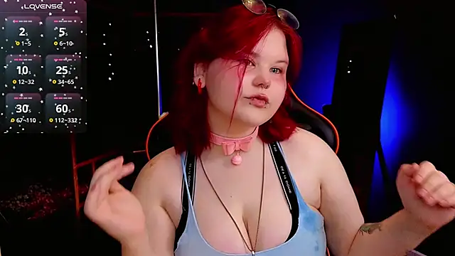 fillisfox  online show from November 7, 3:45 pm