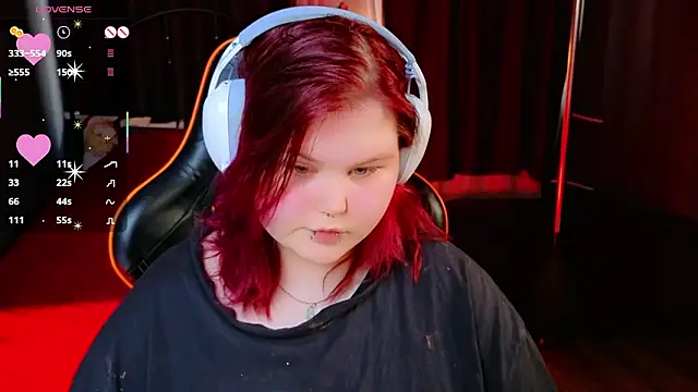 fillisfox  online show from March 22, 11:46 am