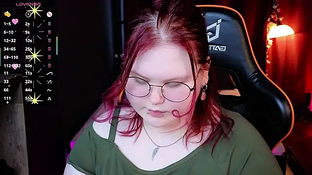 fillisfox  online show from March 28, 4:06 pm