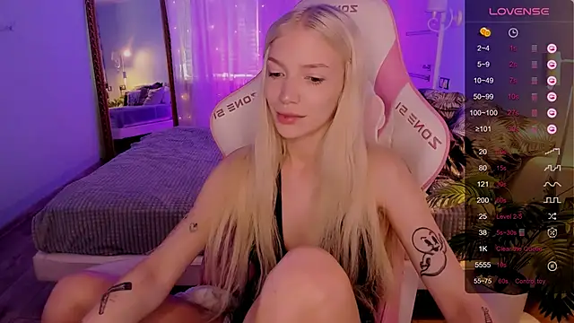 AnyaTaylor  online show from June 18, 5:19 am
