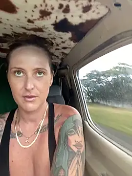 OdetteDelane online show from October 10, 6:34 am