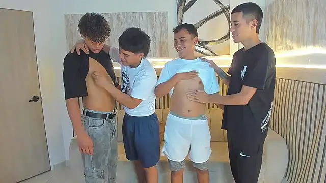 Snapshot of Warrios_teams chatting on March 19, 6:23 pm Warrios teams online show from March 19, 6:23 pm