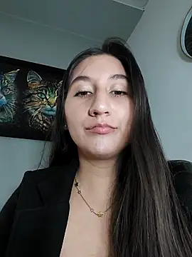 LunaBaby- online show from October 13, 11:10 am