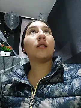 LunaBaby- online show from October 30, 11:11 am