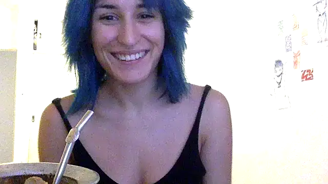 kendrafarq online show from January 12, 2:22 pm