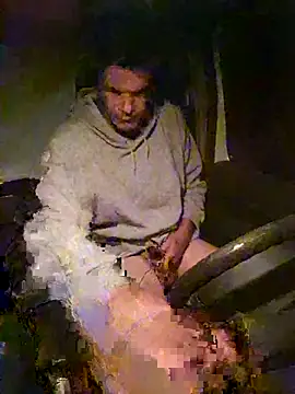 twitshe online show from April 23, 1:18 am