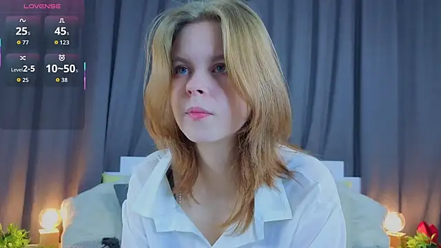 JulietteRain online show from November 1, 4:31 pm