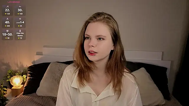 JulietteRain online show from April 30, 4:46 pm