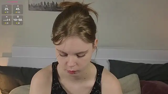 JulietteRain online show from May 18, 6:14 pm