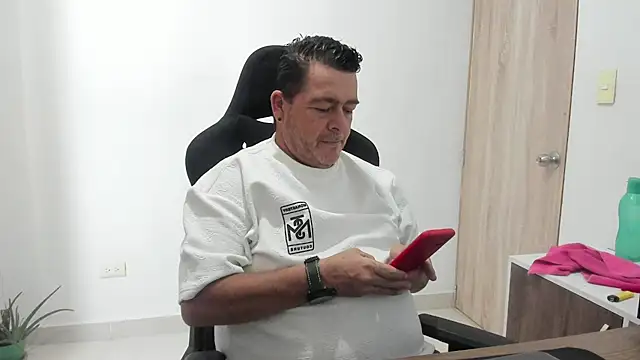 massimo dannger online show from October 29, 8:21 pm