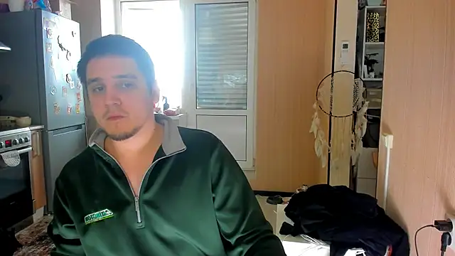 Snapshot of Bear_Beer130 chatting on March 3, 12:33 pm Bear Beer130 online show from March 3, 12:33 pm