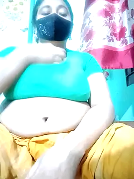 jenyfer709 online show from May 3, 11:55 pm