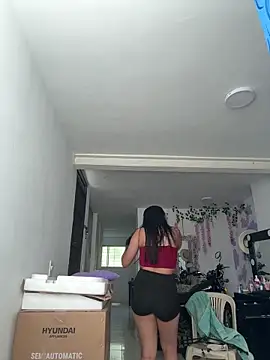 Snapshot of burbuja02 chatting on May 14, 8:37 pm burbuja02 online show from May 14, 8:37 pm