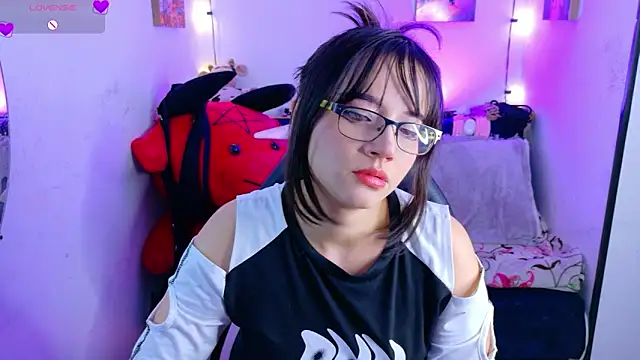 Snapshot of MiaVelvetDoll chatting on September 23, 1:36 pm MiaVelvetDoll online show from September 23, 1:36 pm