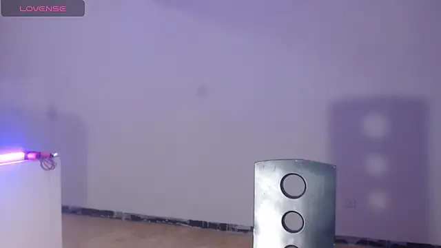 DonnaDidiamantti online show from November 5, 2:00 am