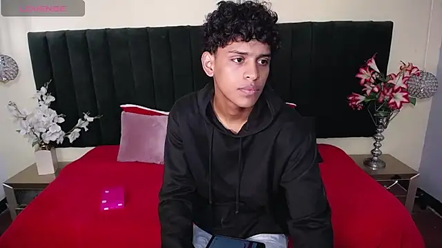 jhos padill online show from October 4, 1:20 pm