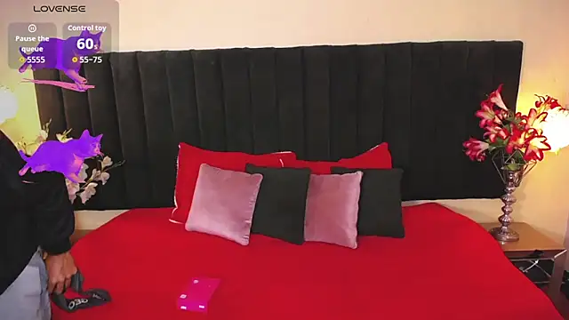 jhos padill online show from October 13, 1:44 pm