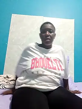 Snapshot of DarkQueen_94 chatting on February 26, 9:25 pm DarkQueen 94 online show from February 26, 9:25 pm