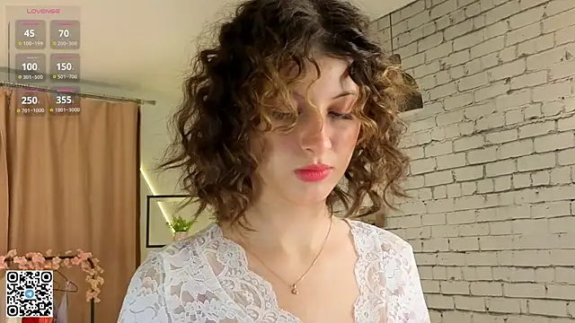 LorinaMaffitt online show from October 15, 7:14 pm