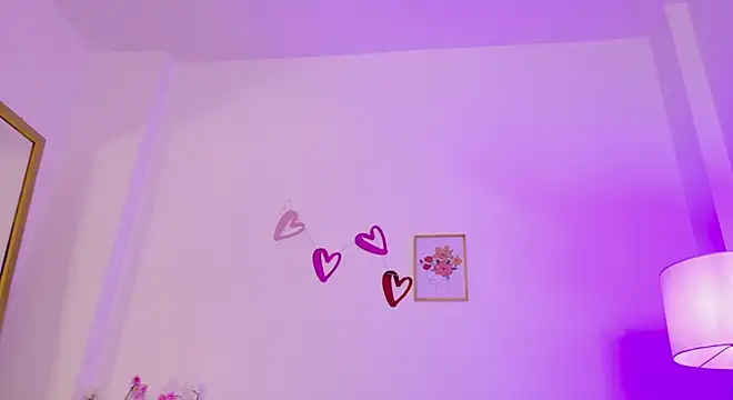 Snapshot of valentina_king18 chatting on April 18, 3:10 am valentina king18 online show from April 18, 3:10 am