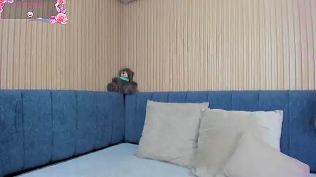 angel ponce online show from November 5, 7:14 pm