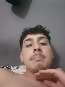 Dylanmcgz2314 online show from June 29, 5:25 am