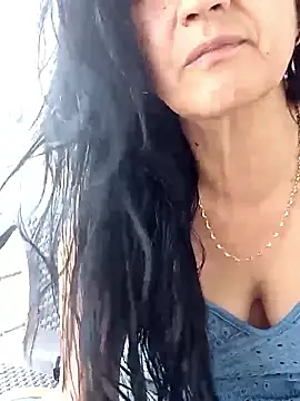 Snapshot of Ternura_Prohibida chatting on April 1, 8:28 pm Ternura Prohibida online show from April 1, 8:28 pm