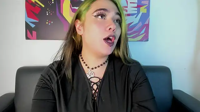 Lilith Zenith online show from October 31, 4:13 am