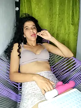 lucerocutte online show from November 12, 6:47 am