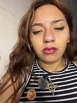 SoftLady S33 online show from May 13, 4:43 am