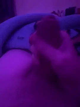 Snapshot of penegordo25- chatting on April 4, 1:48 am penegordo25- online show from April 4, 1:48 am