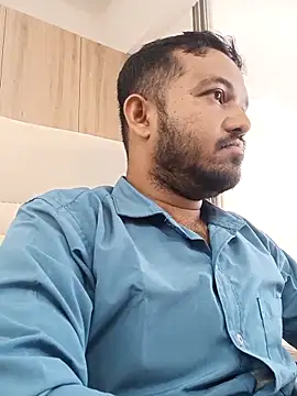 VJ17 online show from October 10, 6:45 am